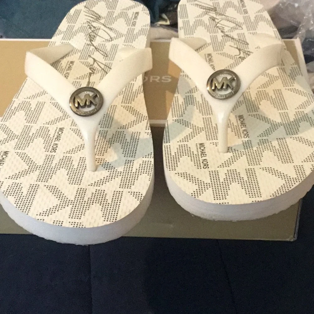 Michael Kors White Logo Print Jelly Flip Flops